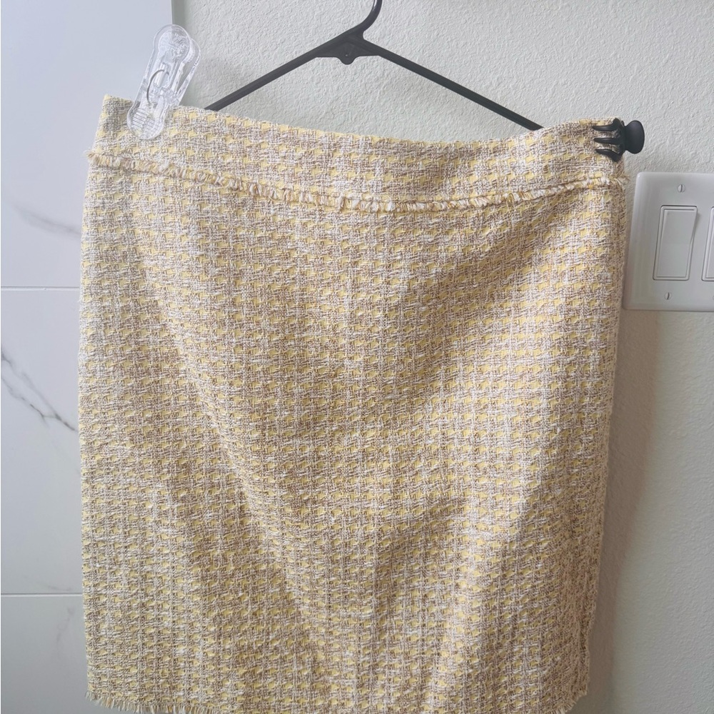 New with tag!  Ann Taylor tweed skirt houndstooth pattern